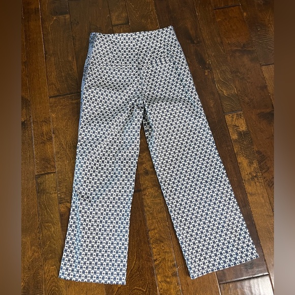 NWT Veronica Beard Blue and White Patterned Pants - Picture 2 of 5